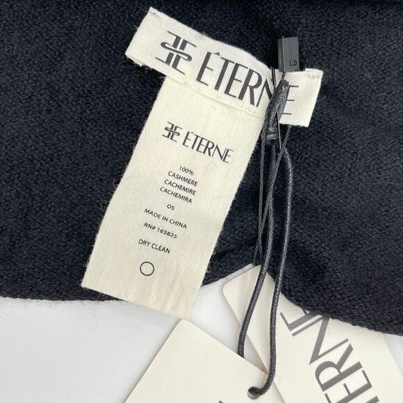 Eterne | NWT Luca Cashmere Scarf in Black 67.5in x 18.5in - Picture 7 of 8